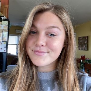 Meet your Posher, Delaney